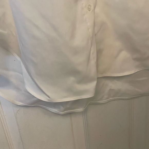 Calvin Klein  white button up white lace floral sleeves blouse - Picture 4 of 9